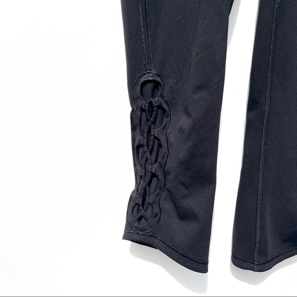 Lululemon Tied To It pants cropped leggings 6 black 21” - Picture 6 of 8